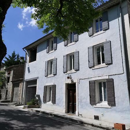 La Maison Bleue Cereste Bagian luar foto