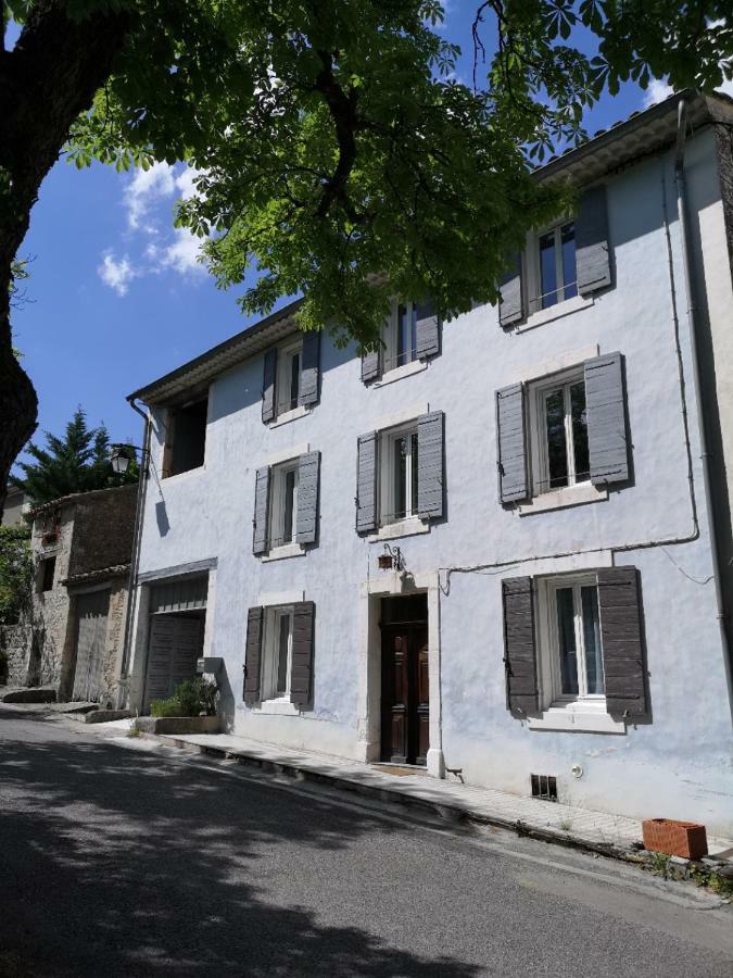 La Maison Bleue Cereste Bagian luar foto